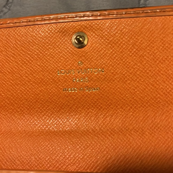 Louis Vuitton Ultra Rare Orange Epi Leather Long Foldover Snap Wallet - Picture 5 of 12